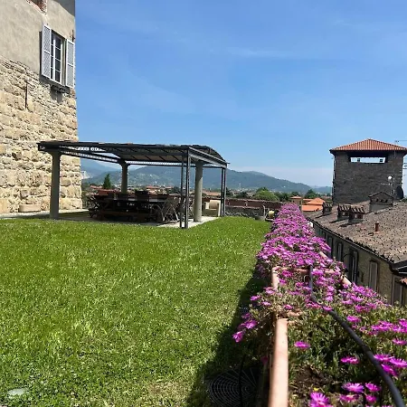 Holiday home Salone Palazzo Gout